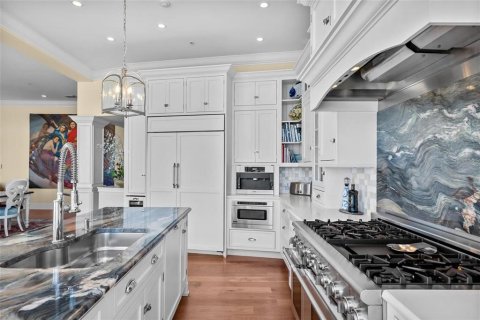 Купить виллу или дом в Сарасота, Флорида 3 комнаты, 489.87м2, № 2148688 - фото 16