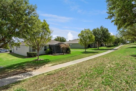 House in Clermont, Florida 3 bedrooms, 237.27 sq.m. № 2209395 - photo 26