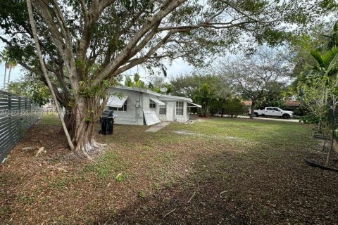 Villa ou maison à louer à Fort Lauderdale, Floride: 3 chambres, 90.58 m2 № 1987759 - photo 17