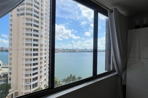 Condominio en venta en Miami, Florida, 1 dormitorio, 59.46 m2 № 1958147 - foto 11