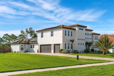 Casa en venta en Melbourne, Florida, 6 dormitorios, 368.82 m2 № 2138213 - foto 8