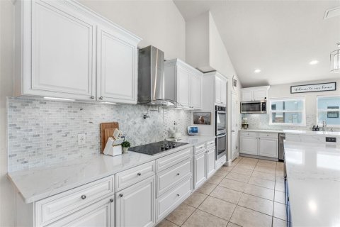 Casa en venta en Melbourne, Florida, 6 dormitorios, 368.82 m2 № 2138213 - foto 16
