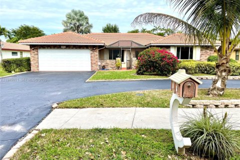 Villa ou maison à Coral Springs, Floride 3 chambres, 189.71 m2 № 2001251