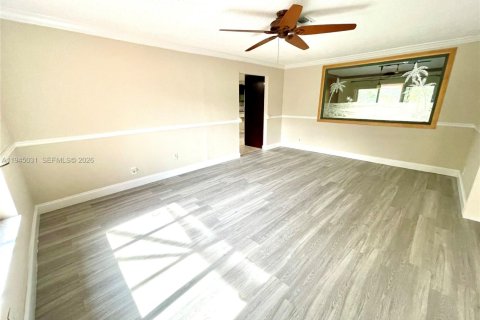 Villa ou maison à louer à Coral Springs, Floride: 3 chambres, 189.71 m2 № 2001251 - photo 10