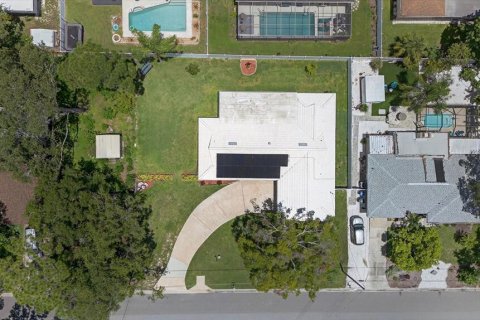 House in Dunedin, Florida 3 bedrooms, 165.46 sq.m. № 1851283 - photo 30