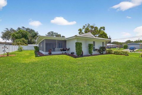 House in Dunedin, Florida 3 bedrooms, 165.46 sq.m. № 1851283 - photo 27