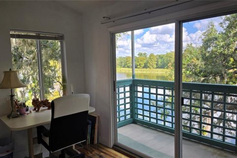 House in Tampa, Florida 6 bedrooms, 302.95 sq.m. № 2213720 - photo 16