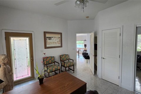 House in Tampa, Florida 6 bedrooms, 302.95 sq.m. № 2213720 - photo 30
