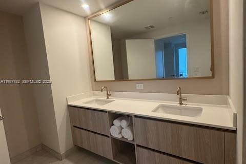 Купить кондоминиум в Майами, Флорида 1 спальня, 80.08м2, № 2276602 - фото 17
