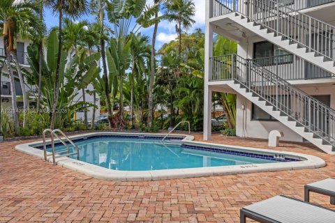 Copropriété à louer à Miami, Floride: 2 chambres, 81.66 m2 № 2435872 - photo 29
