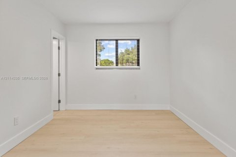 Copropriété à louer à Miami, Floride: 2 chambres, 81.66 m2 № 2435872 - photo 23
