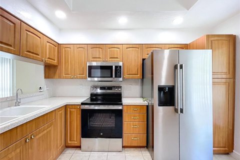 Condo in Clearwater, Florida, 2 bedrooms  № 1630319 - photo 6