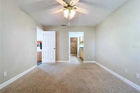 Condo in Clearwater, Florida, 2 bedrooms  № 1630319 - photo 20