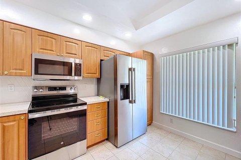 Condo in Clearwater, Florida, 2 bedrooms  № 1630319 - photo 8