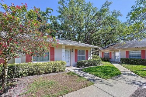 Condo in Clearwater, Florida, 2 bedrooms  № 1630319 - photo 2