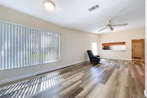 Condo in Clearwater, Florida, 2 bedrooms  № 1630319 - photo 16