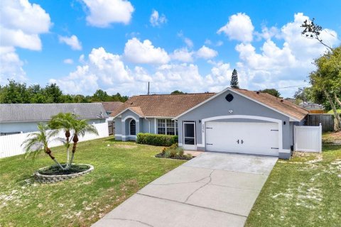 Villa ou maison à vendre à Deltona, Floride: 4 chambres, 145.21 m2 № 1795152 - photo 6