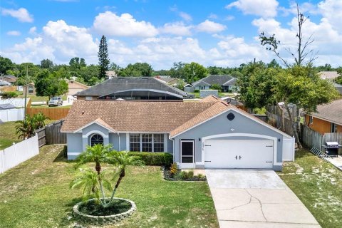 Villa ou maison à vendre à Deltona, Floride: 4 chambres, 145.21 m2 № 1795152 - photo 7