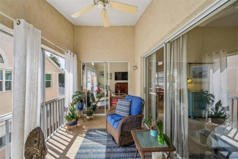 Copropriété à vendre à Sarasota, Floride: 2 chambres, 99.13 m2 № 2373341 - photo 27