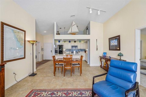 Copropriété à vendre à Sarasota, Floride: 2 chambres, 99.13 m2 № 2373341 - photo 8