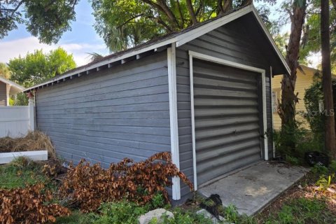 House in Lake Wales, Florida 3 bedrooms, 161.28 sq.m. № 1901251 - photo 9