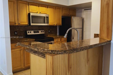 Condo in Hollywood, Florida, 2 bedrooms  № 2068806