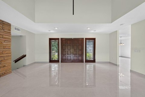 Villa ou maison à vendre à Brandon, Floride: 4 chambres, 370.03 m2 № 2147676 - photo 5