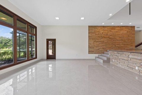 Villa ou maison à vendre à Brandon, Floride: 4 chambres, 370.03 m2 № 2147676 - photo 11