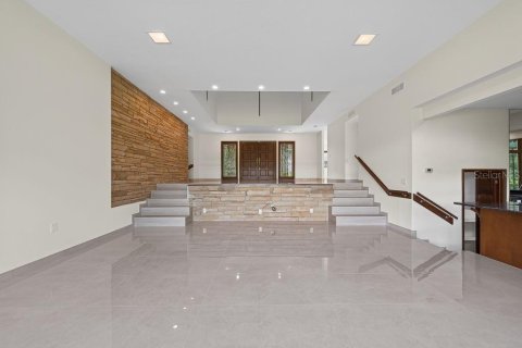 Villa ou maison à vendre à Brandon, Floride: 4 chambres, 370.03 m2 № 2147676 - photo 10