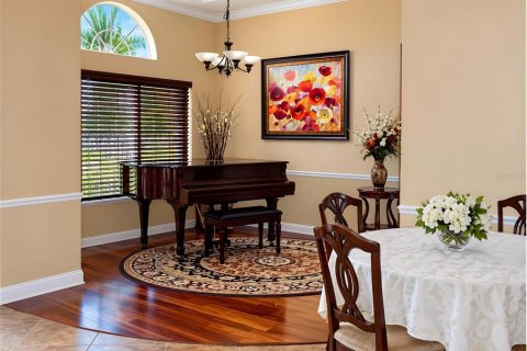 Villa ou maison à vendre à Sanford, Floride: 4 chambres, 259.85 m2 № 2398750 - photo 4