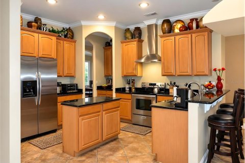 Villa ou maison à vendre à Sanford, Floride: 4 chambres, 259.85 m2 № 2398750 - photo 5
