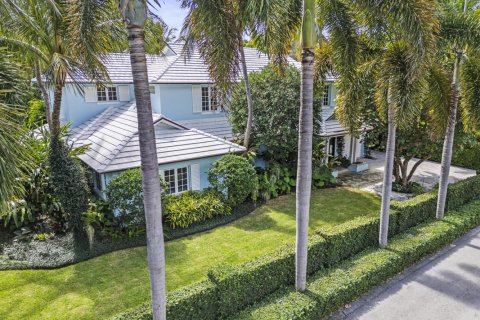 Villa ou maison à Palm Beach, Floride 5 chambres, 382.11 m2 № 2418276