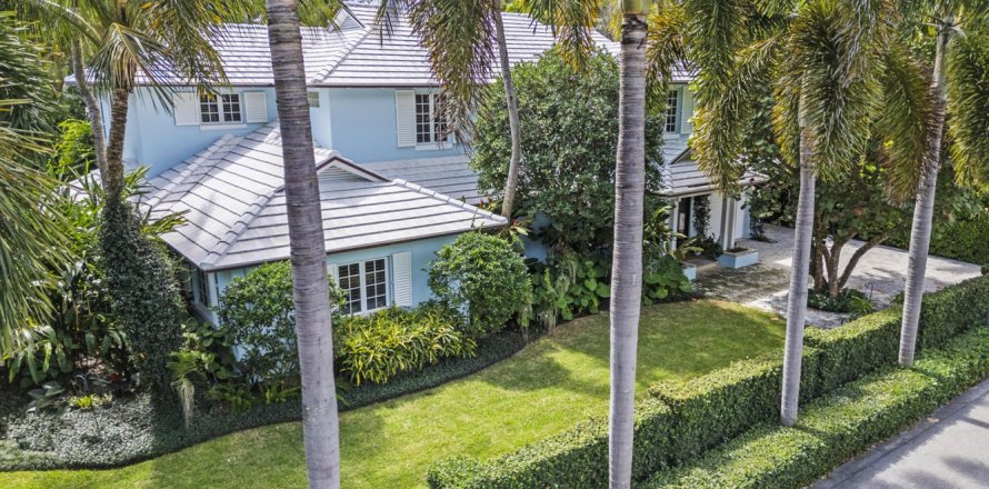 Villa ou maison à Palm Beach, Floride 5 chambres, 382.11 m2 № 2418276