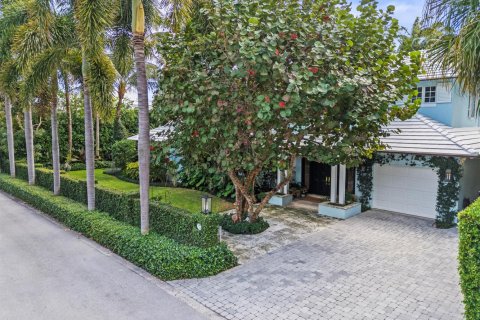 Villa ou maison à vendre à Palm Beach, Floride: 5 chambres, 382.11 m2 № 2418276 - photo 2