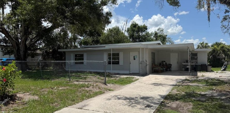 Casa en Arcadia, Florida 5 dormitorios, 119.01 m2 № 2207409