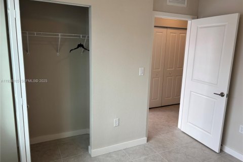 Adosado en alquiler en Florida City, Florida, 3 dormitorios, 117.06 m2 № 1984690 - foto 6