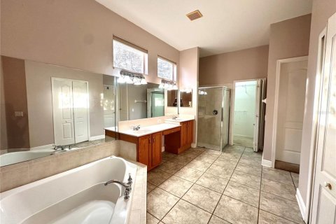 Casa en venta en Tampa, Florida, 5 dormitorios, 322.37 m2 № 1407605 - foto 9