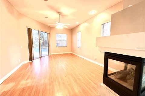 Casa en venta en Tampa, Florida, 5 dormitorios, 322.37 m2 № 1407605 - foto 8