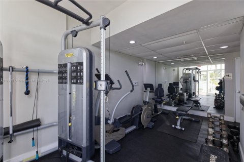 Condo in Miami Beach, Florida  № 1863620 - photo 24