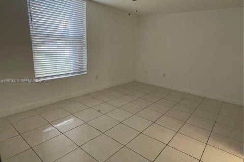 Condominio en alquiler en Tamarac, Florida, 2 dormitorios, 95.22 m2 № 2033926 - foto 20