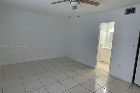 Condominio en alquiler en Tamarac, Florida, 2 dormitorios, 95.22 m2 № 2033926 - foto 21