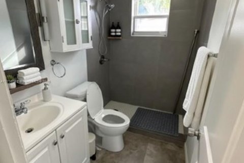 Снять в аренду виллу или дом в Майами, Флорида 2 спальни, 177.91м2, № 1924543 - фото 11