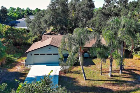 Casa en North Port, Florida 3 dormitorios, 129.78 m2 № 2125278