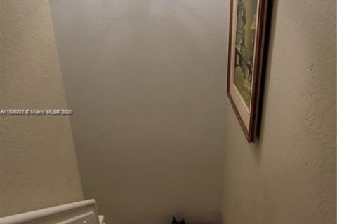 Condo in Homestead, Florida, 2 bedrooms  № 1850797 - photo 17