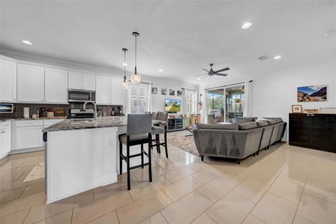 Casa en venta en Land O' Lakes, Florida, 4 dormitorios, 280.01 m2 № 1866358 - foto 13