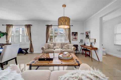 Casa en venta en Land O' Lakes, Florida, 4 dormitorios, 280.01 m2 № 1866358 - foto 10