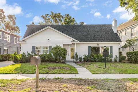 Casa en alquiler en Tampa, Florida, 3 dormitorios, 232.44 m2 № 1792072 - foto 1