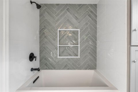 Villa ou maison à louer à Tampa, Floride: 3 chambres, 232.44 m2 № 1792072 - photo 28