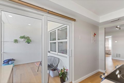 Copropriété à vendre à Hallandale Beach, Floride: 1 chambre, 61.32 m2 № 1957647 - photo 24