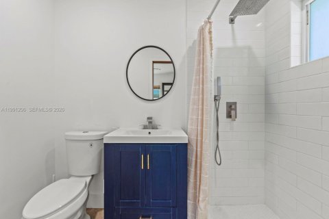 House in Homestead, Florida 3 bedrooms, 157.75 sq.m. № 2057500 - photo 16